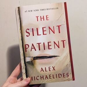The Silent Patient by Alex Michaelides